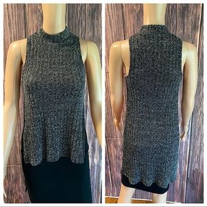 Solemio size small gray boho turtle neck sleeveless high low blouse knit